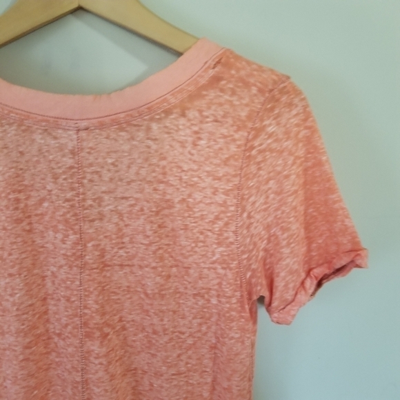 WE The Free Sun Valley V neck Tee Size XS Orange County - Picture 5 of 10